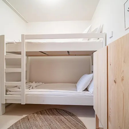 Aurora Gielas B5 Ski-in Ski-out, Mountain View By Aavalevi Apartment *